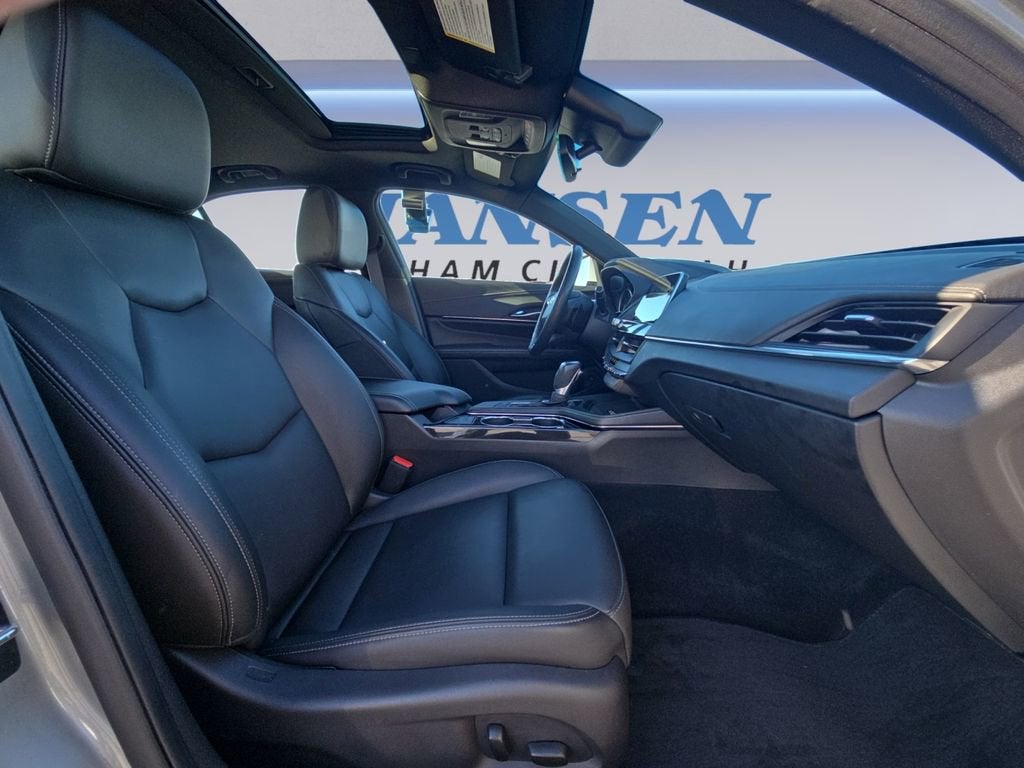 2023 Cadillac CT4 Luxury