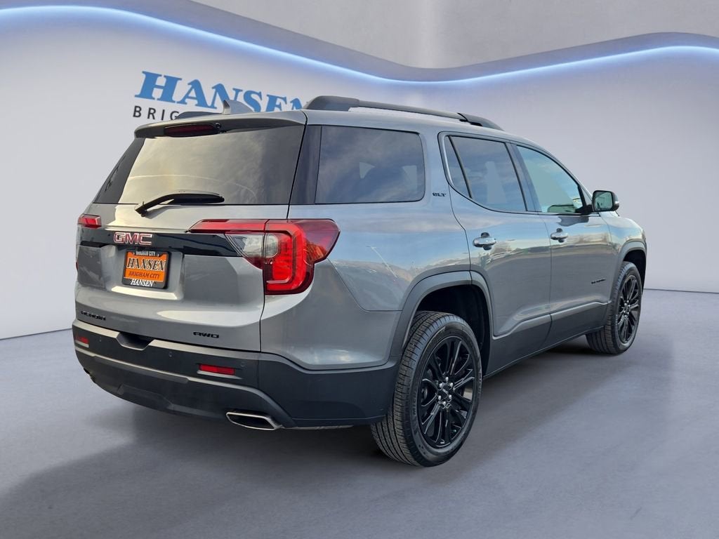 2022 GMC Acadia SLT