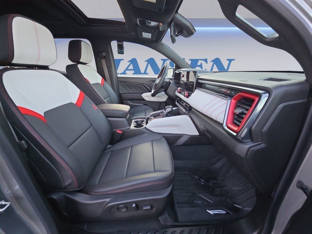 2023 GMC Canyon AT4X