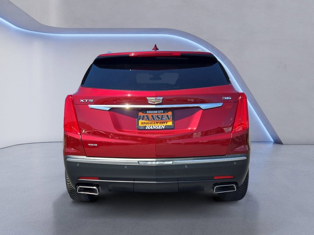 2017 Cadillac XT5 Luxury AWD