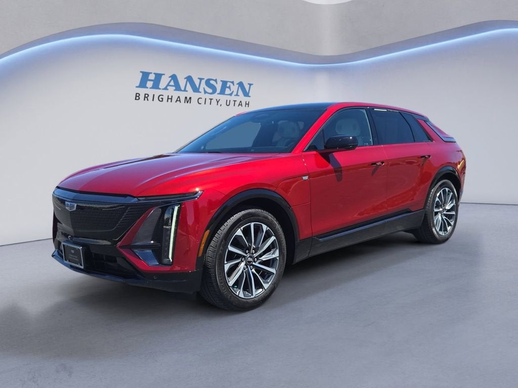 2024 Cadillac LYRIQ Sport 2