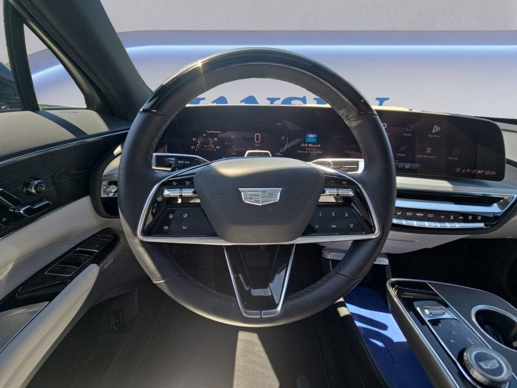 2024 Cadillac LYRIQ Sport 2