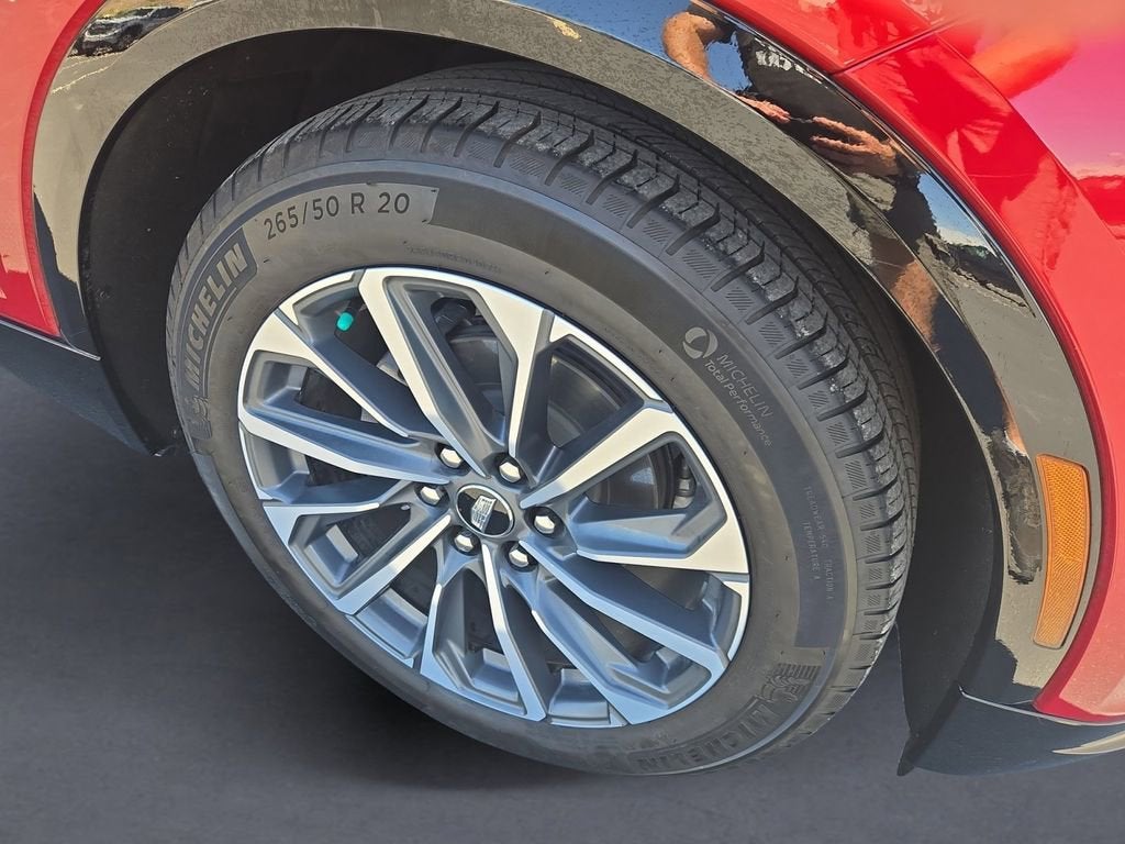 2024 Cadillac LYRIQ Sport 2