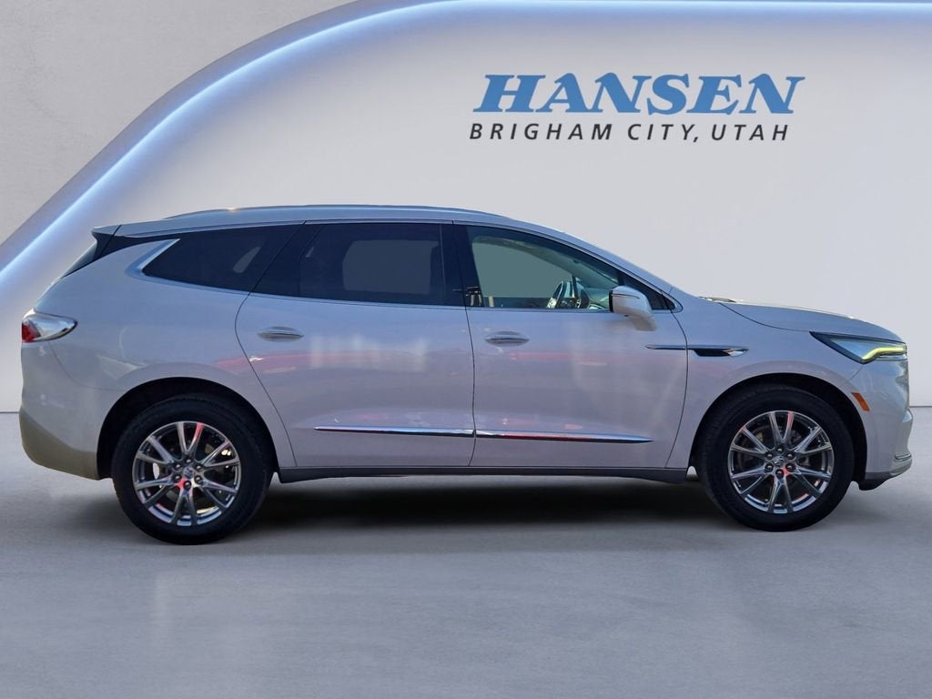 2023 Buick Enclave Premium