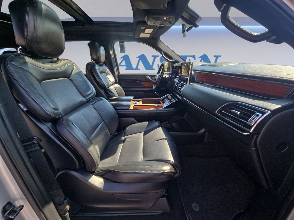 2019 Lincoln Navigator Select