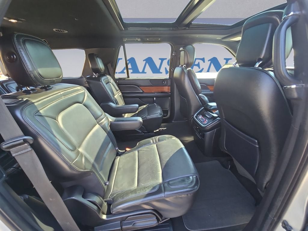2019 Lincoln Navigator Select