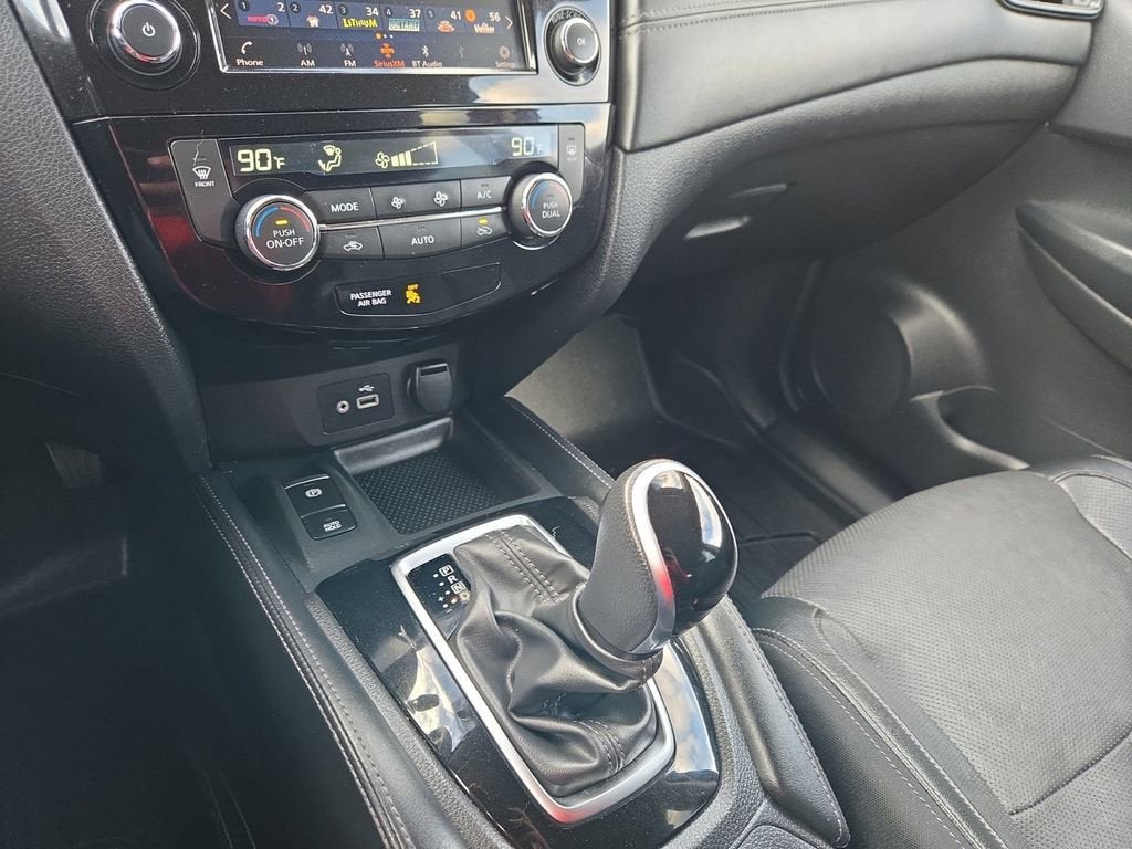 2020 Nissan Rogue SL