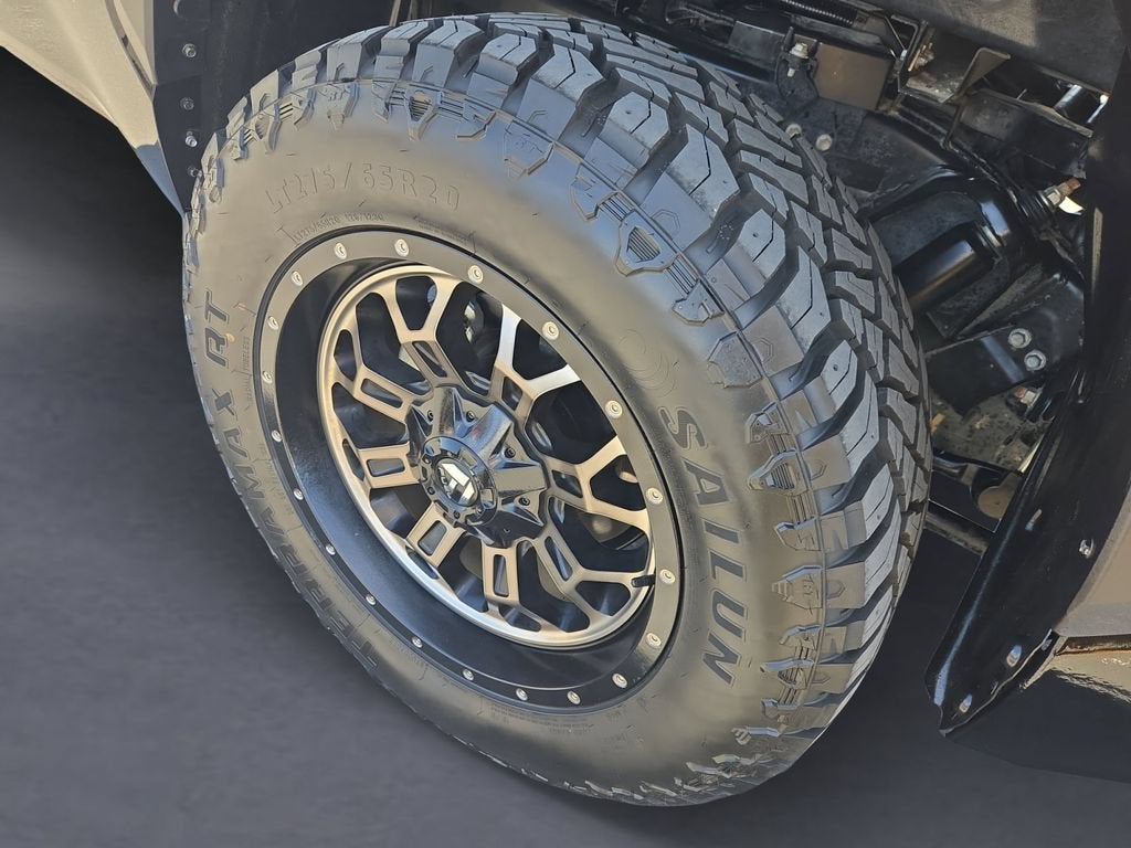 2025 Toyota Tundra 4WD SR5