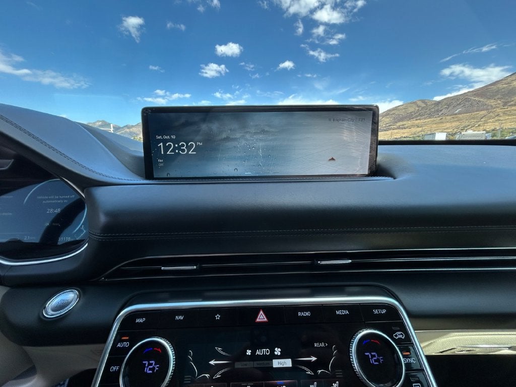 2024 Genesis GV80 Base