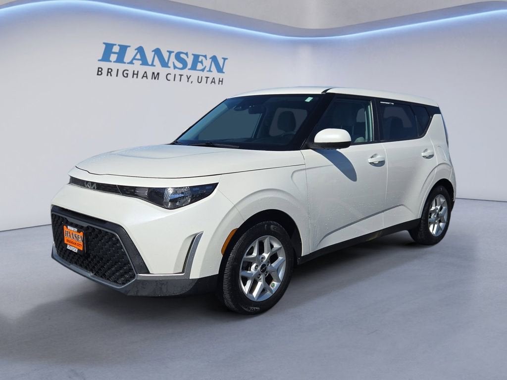 2023 Kia Soul 2.0L LX IVT's photo